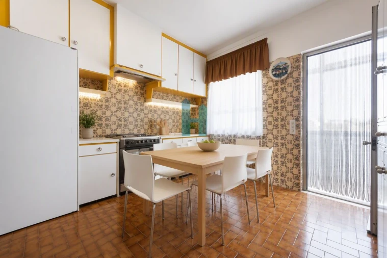 Moradia T2 para Venda em Estômbar e Parchal Foto 4