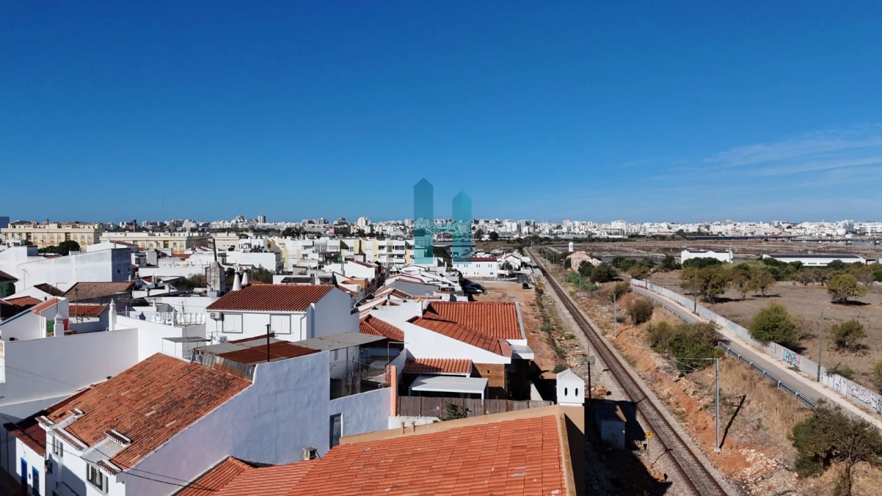 Moradia T2 para Venda em Estômbar e Parchal Foto 33
