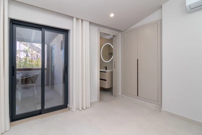 Moradia T5 para Venda em Ferragudo