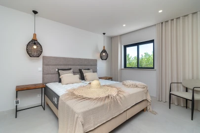 Moradia T5 para Venda em Ferragudo