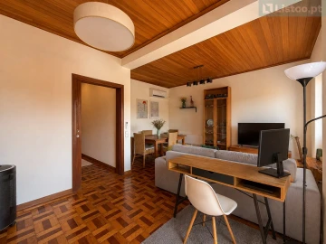 Apartamento T1 para Venda em Algés, Linda-A-Velha e Cruz Quebrada-Dafundo