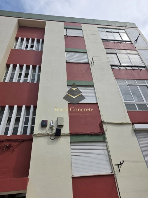 Apartamento T2 para Venda em Águas Livres