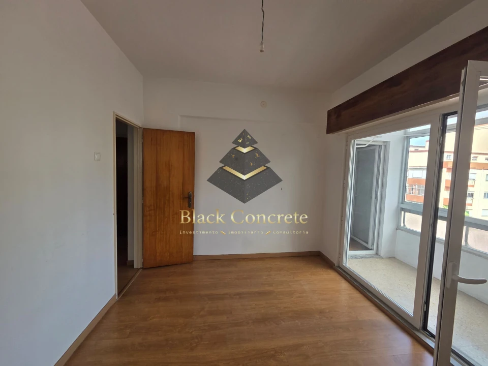 Apartamento T2 para Venda em Águas Livres Foto 15