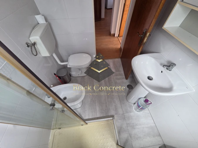 Apartamento T2 para Venda em Águas Livres Foto 13