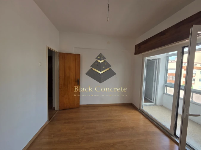 Apartamento T2 para Venda em Águas Livres Foto 15