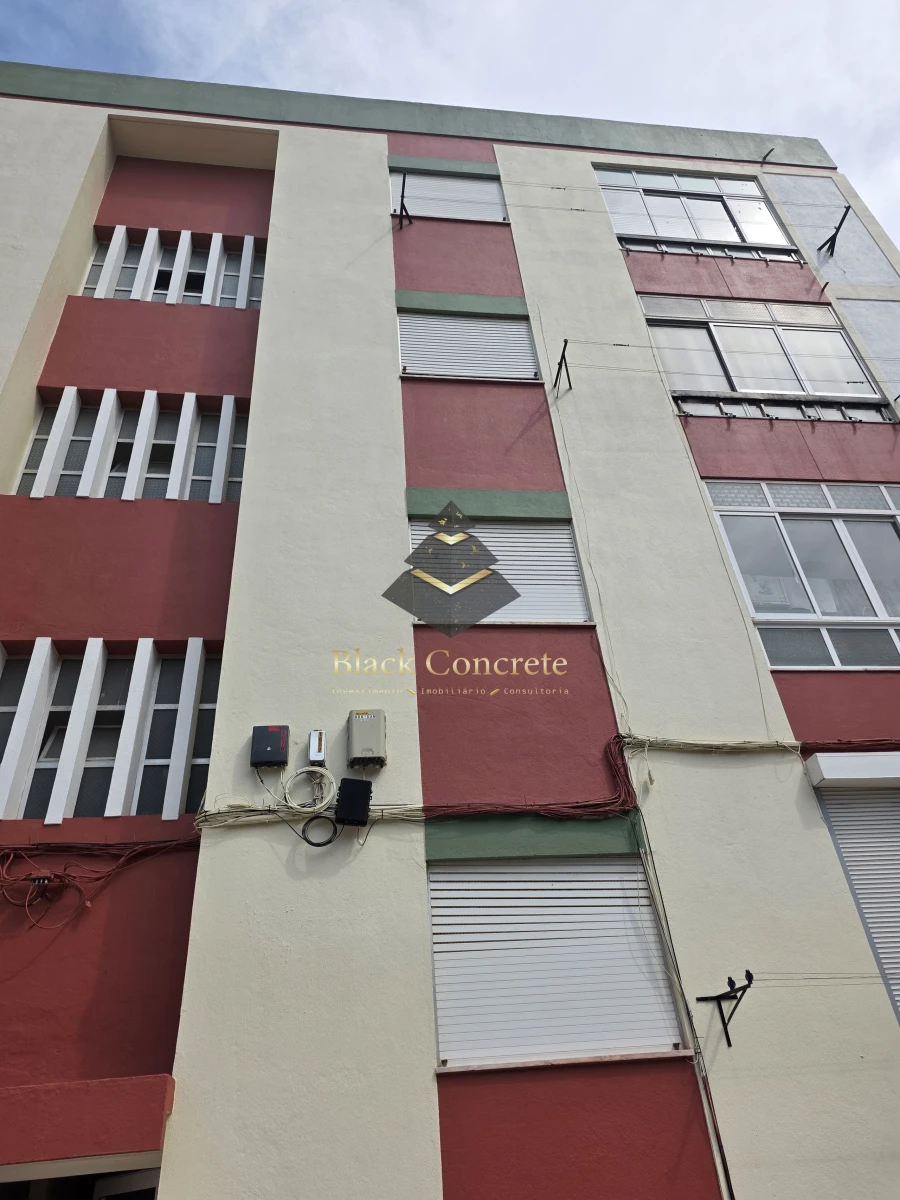 Apartamento T2 para Venda em Águas Livres Foto 18