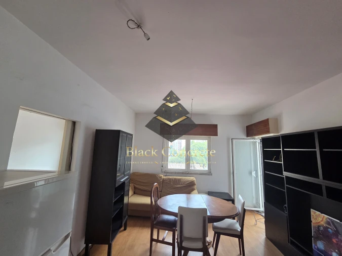 Apartamento T2 para Venda em Águas Livres Foto 3