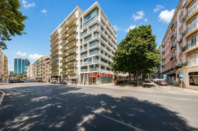 Apartamento T3 para Arrendamento em Avenidas Novas