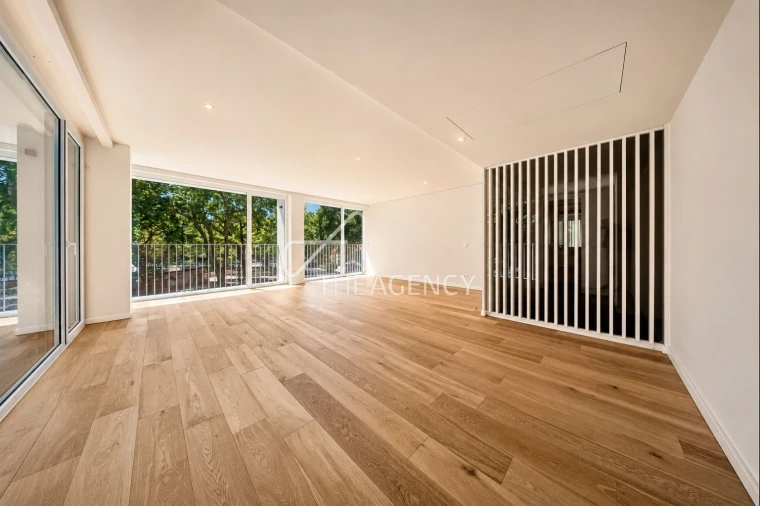 Apartamento T3 para Arrendamento em Avenidas Novas Foto 4