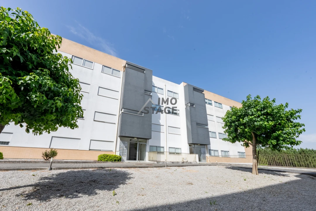 Apartamento T2 para Venda em Valongo Foto 2