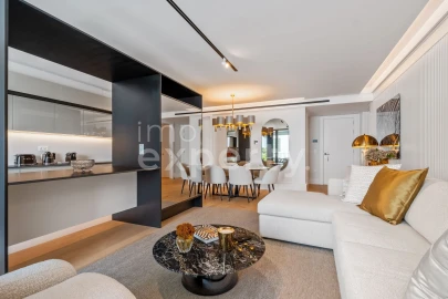 Apartamento T2 para Venda em Funchal (Se)