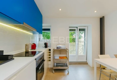 Apartamento T2 para Arrendamento em Santa Maria Maior