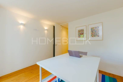 Apartamento T2 para Arrendamento em Santa Maria Maior