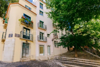 Apartamento T2 para Arrendamento em Santa Maria Maior