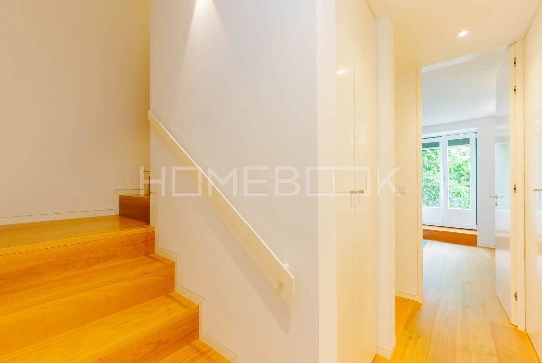 Apartamento T2 para Arrendamento em Santa Maria Maior Foto 14