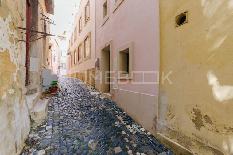 Apartamento T2 para Arrendamento em Santa Maria Maior Foto 38