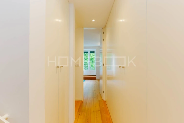 Apartamento T2 para Arrendamento em Santa Maria Maior Foto 15