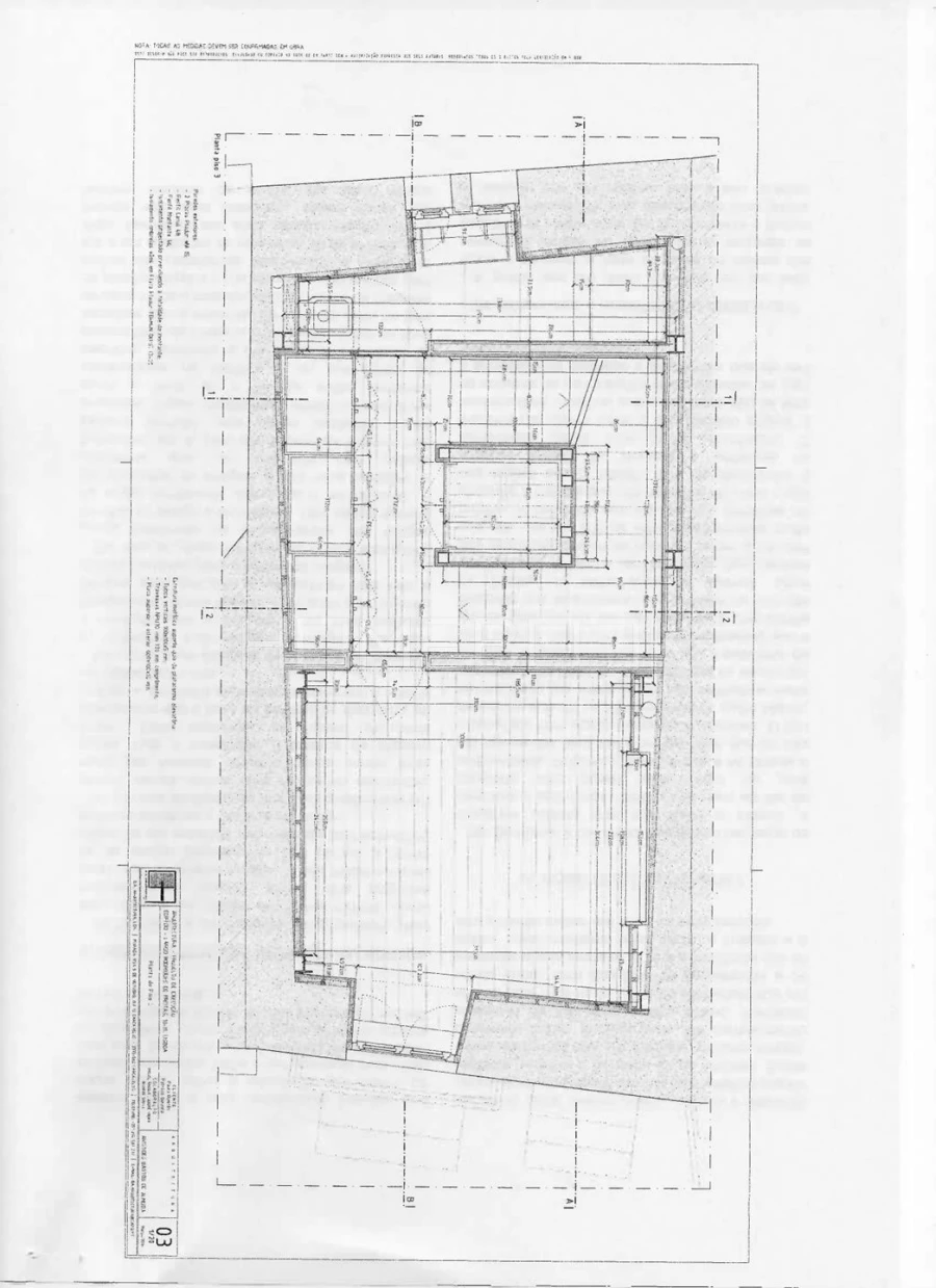 Apartamento T2 para Arrendamento em Santa Maria Maior Planta 3