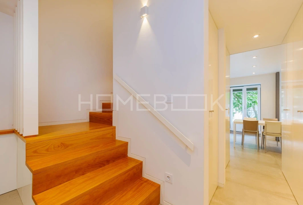 Apartamento T2 para Arrendamento em Santa Maria Maior Foto 3