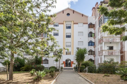 Apartamento T4 para Venda em Algueirão-Mem Martins