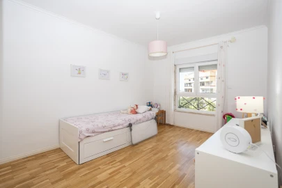 Apartamento T4 para Venda em Algueirão-Mem Martins