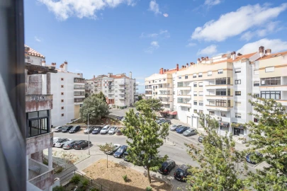 Apartamento T4 para Venda em Algueirão-Mem Martins