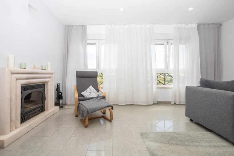 Apartamento T4 para Venda em Algueirão-Mem Martins Foto 7
