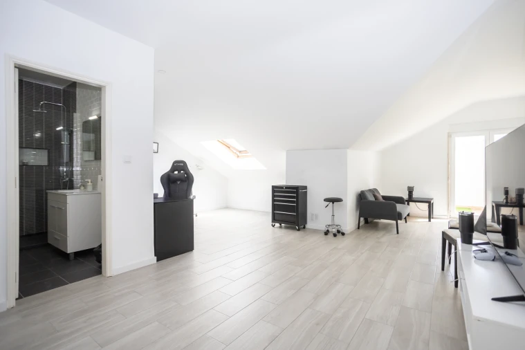 Apartamento T4 para Venda em Algueirão-Mem Martins Foto 42
