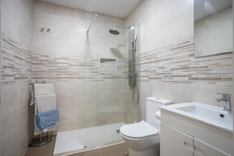 Apartamento T4 para Venda em Algueirão-Mem Martins Foto 28