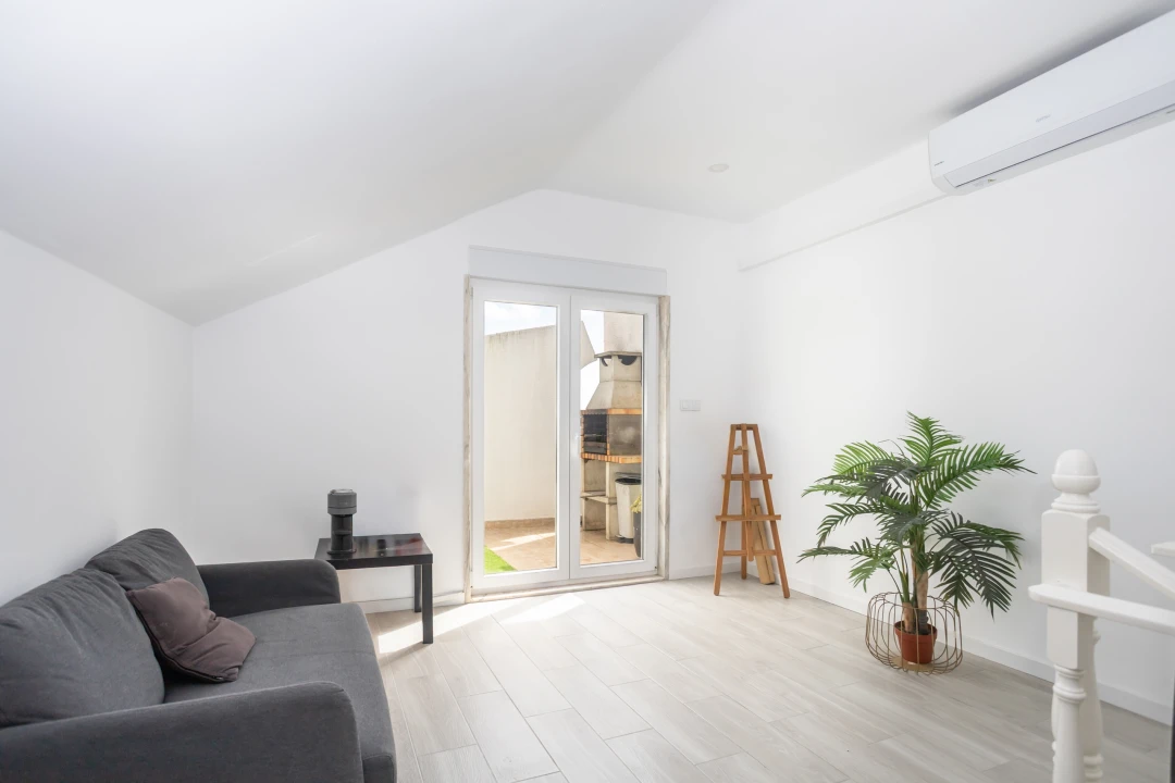 Apartamento T4 para Venda em Algueirão-Mem Martins Foto 39