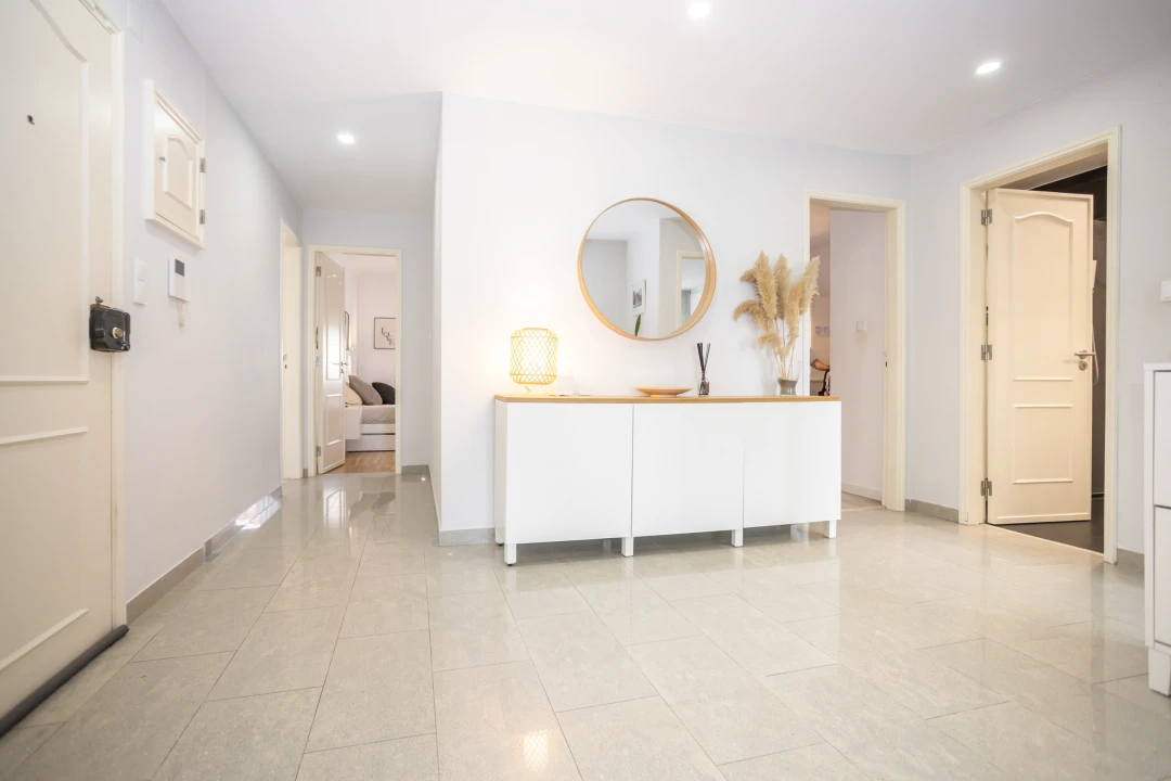 Apartamento T4 para Venda em Algueirão-Mem Martins Foto 4