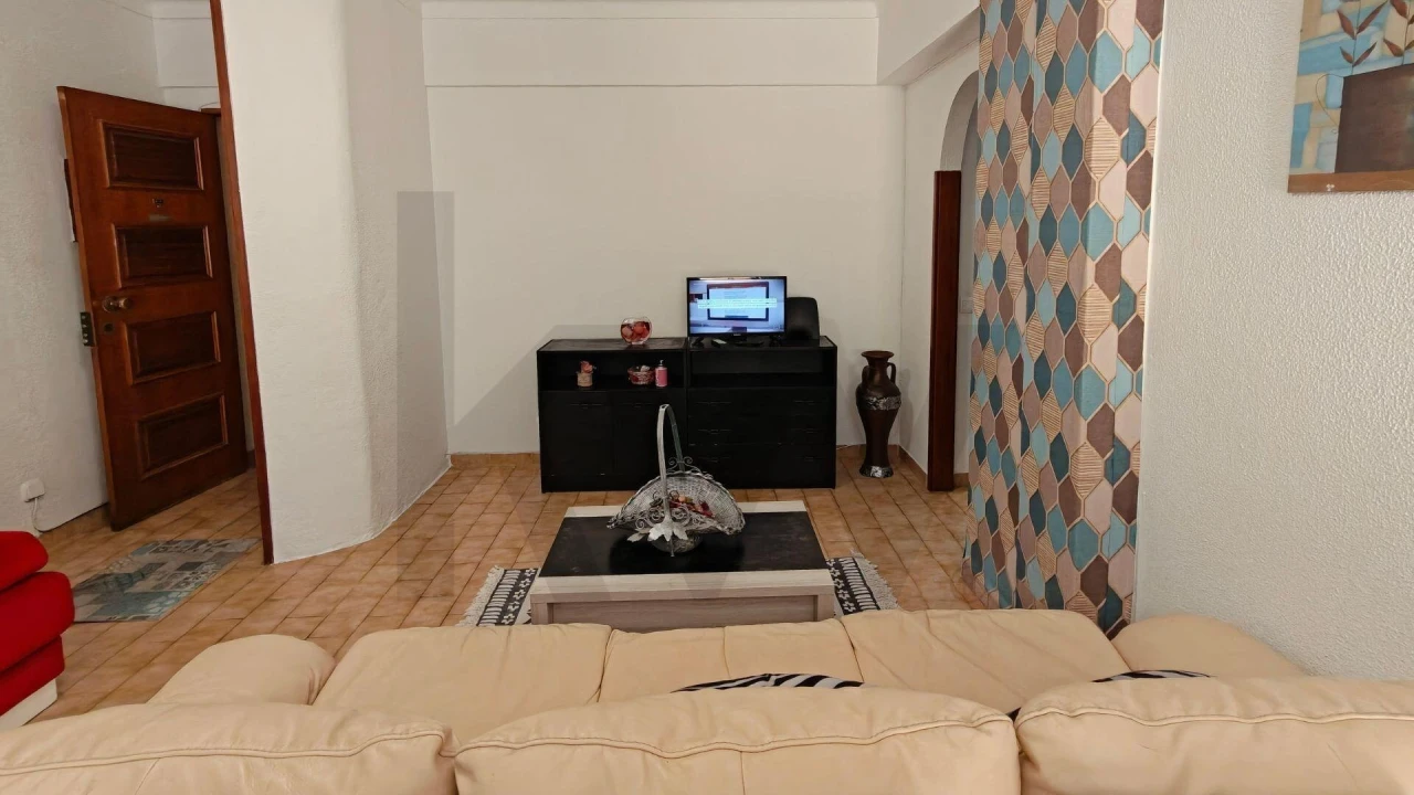 Apartamento T1 para Venda em Portimão Foto 3
