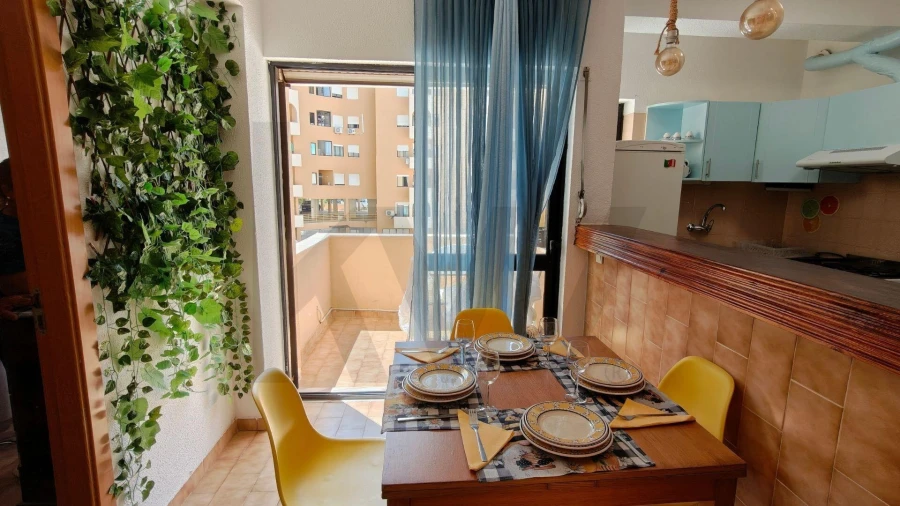 Apartamento T1 para Venda em Portimão Foto 4