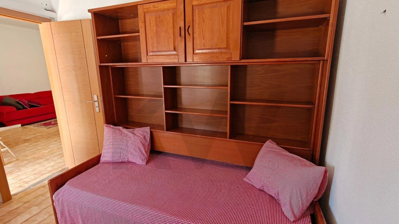 Apartamento T1 para Venda em Portimão Foto 2