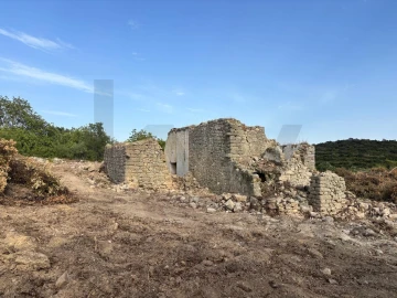 Moradia T3 para Venda em Loule (São Clemente)
