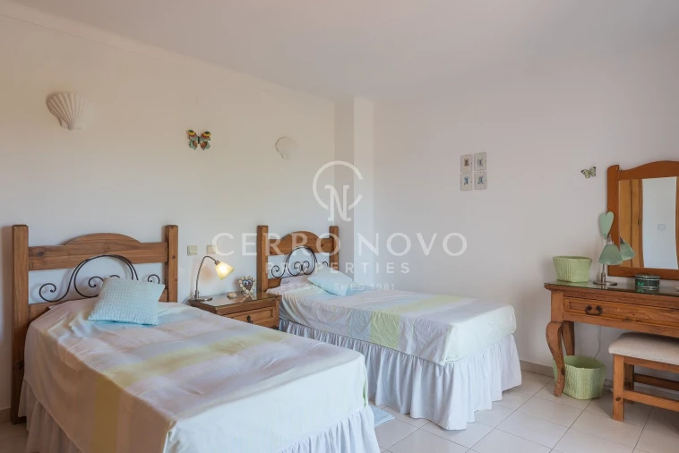 Moradia T3 para Venda em Guia Foto 10