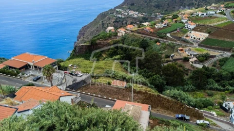 Terreno para Venda em Ponta do Sol