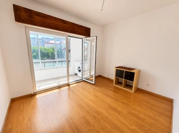 Apartamento T2 para Venda em Águas Livres