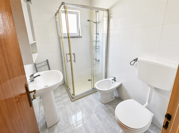 Apartamento T2 para Venda em Águas Livres Foto 13