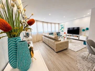 Apartamento T3 para Arrendamento em Loures