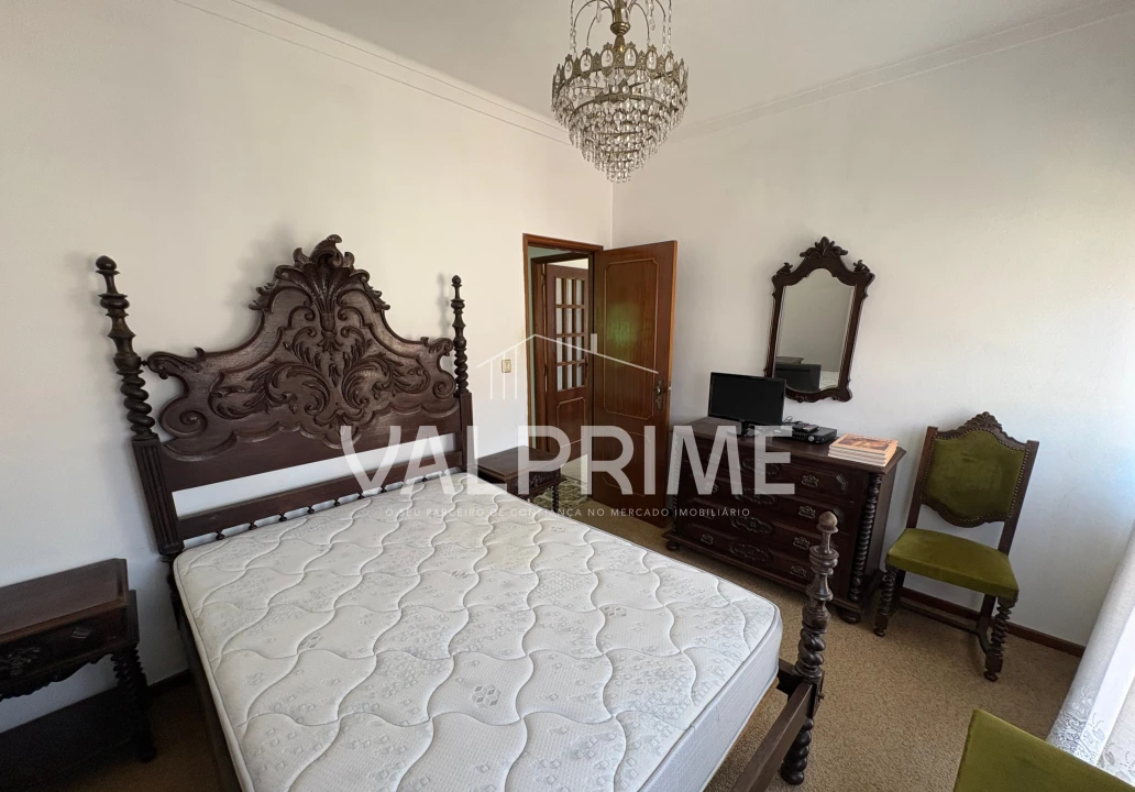 Apartamento T3 para Venda em Fânzeres e São Pedro da Cova Foto 3
