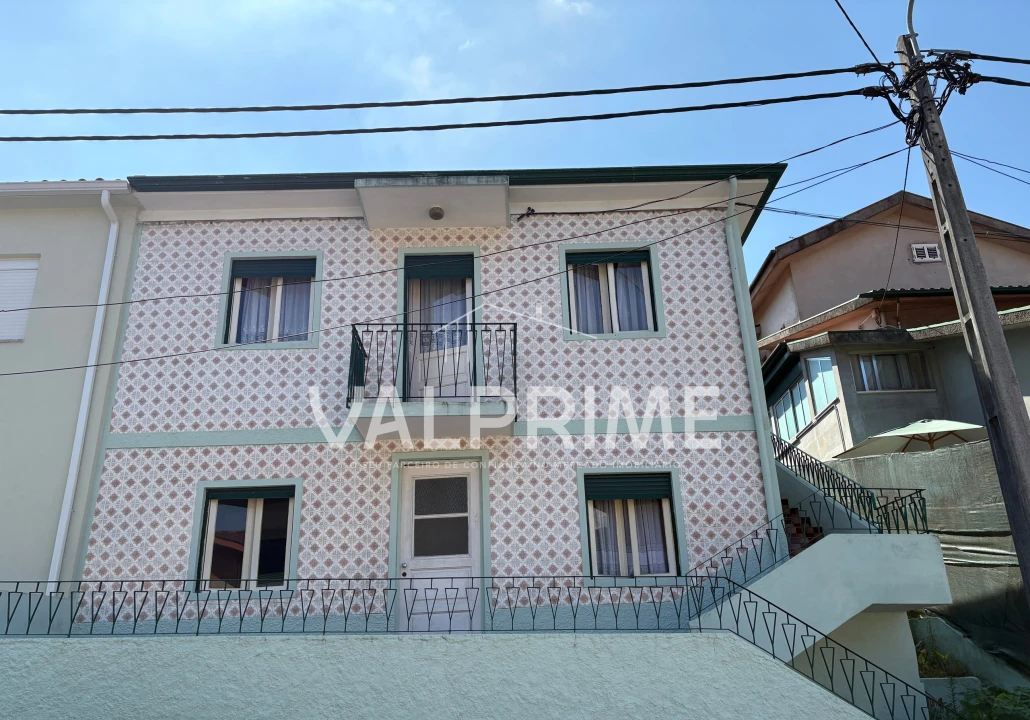 Apartamento T3 para Venda em Fânzeres e São Pedro da Cova Foto 1