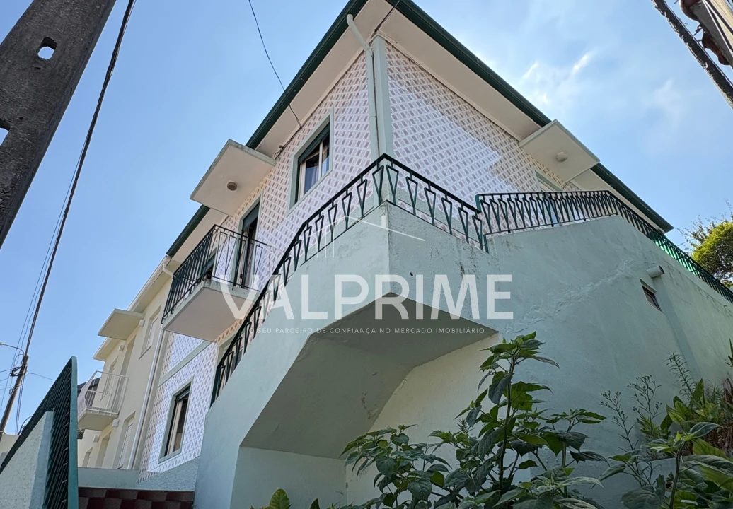 Apartamento T3 para Venda em Fânzeres e São Pedro da Cova Foto 12