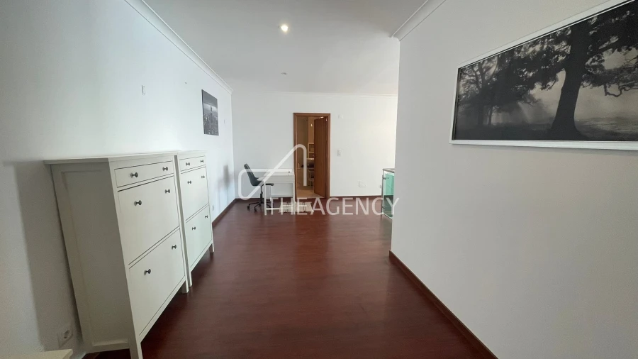 Apartamento T2 para Arrendamento em Sesimbra (Santiago) Foto 13