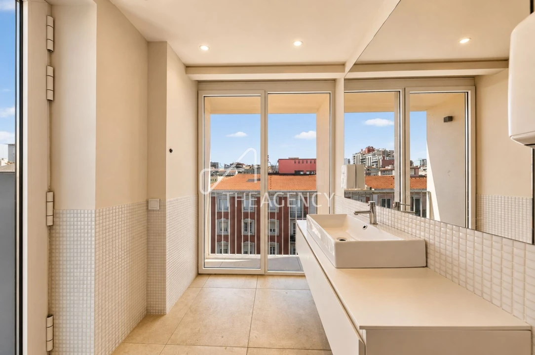 Apartamento T3 para Arrendamento em Avenidas Novas Foto 58