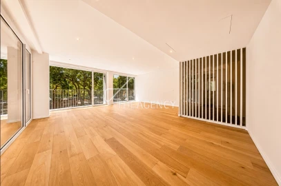 Apartamento T3 para Arrendamento em Avenidas Novas