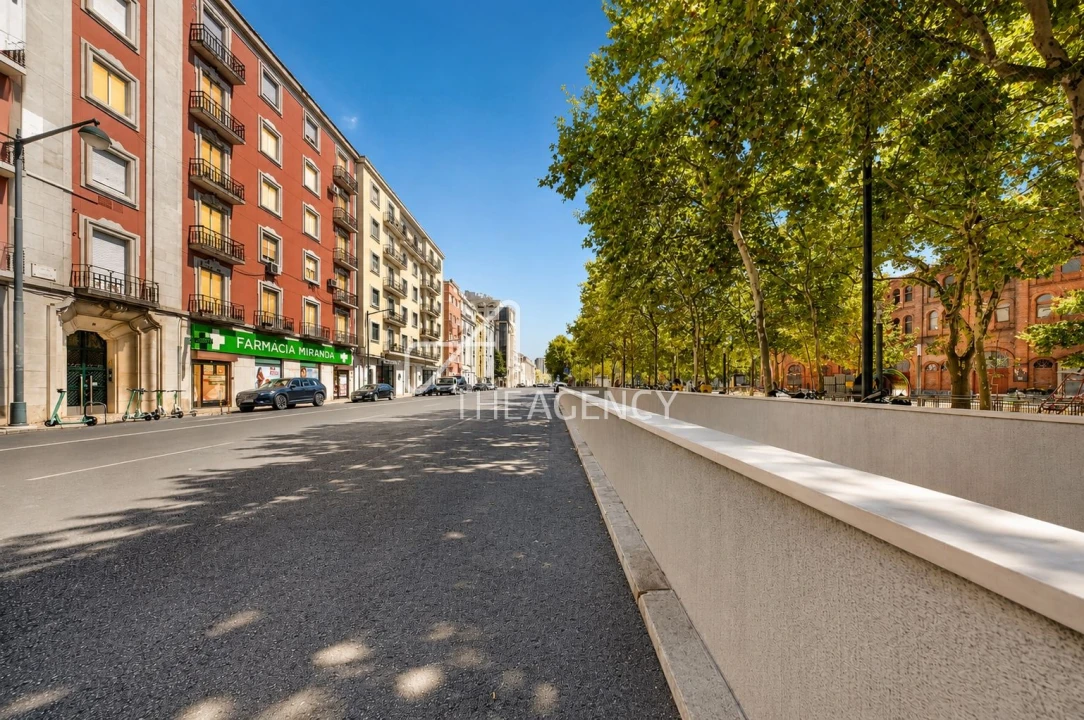 Apartamento T3 para Arrendamento em Avenidas Novas Foto 64