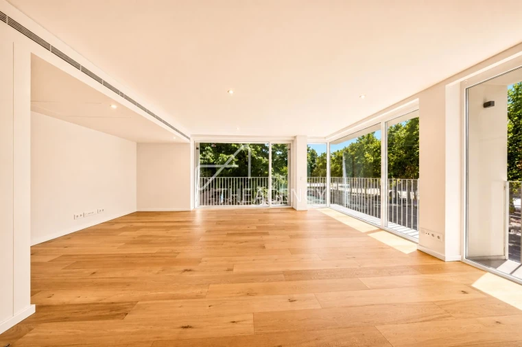 Apartamento T3 para Arrendamento em Avenidas Novas Foto 33