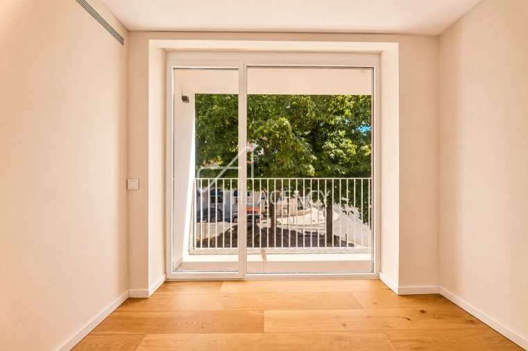 Apartamento T3 para Arrendamento em Avenidas Novas Foto 27