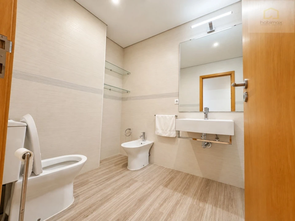 Apartamento T3 para Venda em Ponta Delgada (São Pedro) Foto 9